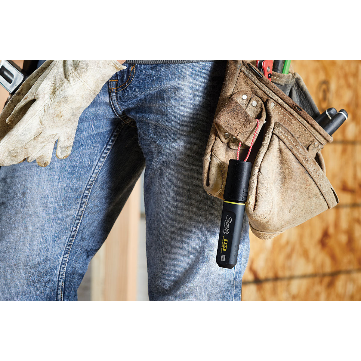 Sharpie Pro Construction Marker Black Chisel Tip Works On Metal, Concrete, PVC, and Wood Sharpie Markers