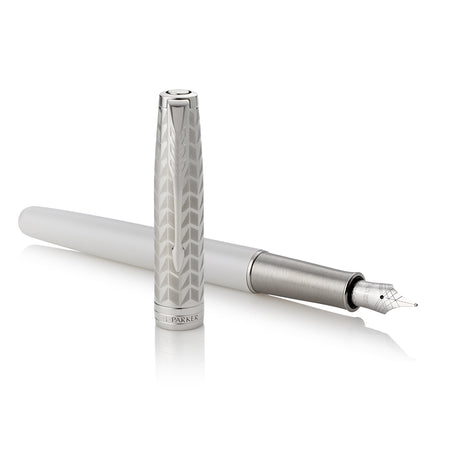 Parker Sonnet Sonnet Metal &amp; Pearl Lacquer CT 18K Solid Gold Palladium Nib with Notebook and Organizer  Parker Fountain Pens